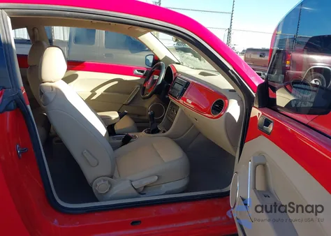 2013 Volkswagen Beetle from USA, damaged, VIN 3VWHX7AT3DM682758